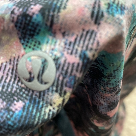 Lululemon Women Run Speed Up Short 2.5" Inseam Dappled Daze Obsidian Size 14 - Picture 11 of 11